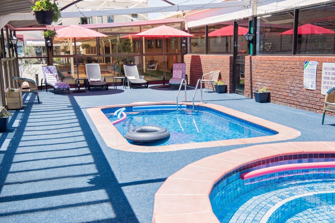 אלבורי Elm Court Motel מראה חיצוני תמונה