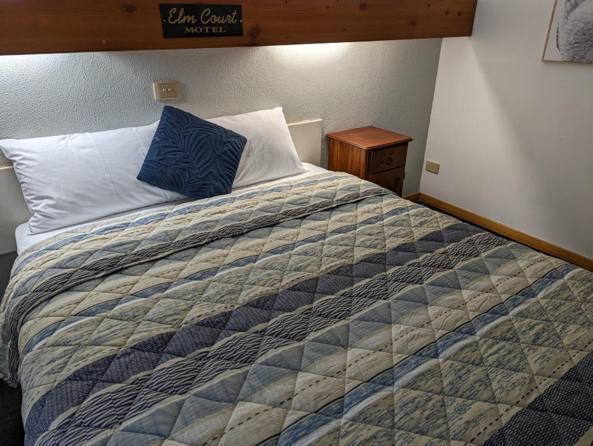 אלבורי Elm Court Motel מראה חיצוני תמונה